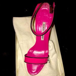 Manolo Blahnik Hot Pink Patent Leather Stilettos